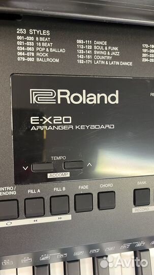 Синтезатор Roland E-X20