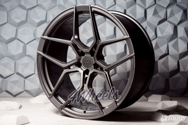 Кованые диски Audi Q8 R22