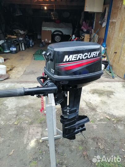 Лодка с мотором