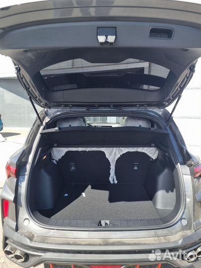 Geely Coolray 1.5 AMT, 2024