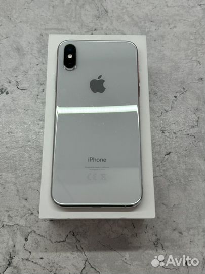 iPhone Xs, 64 ГБ