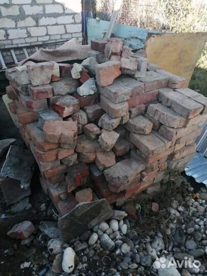 Кирпич бу