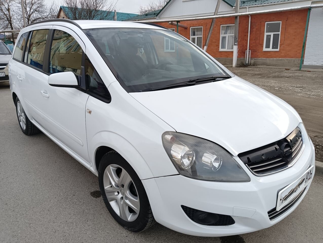 Opel Zafira: фото владельца