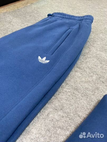 Спортивный костюм Adidas