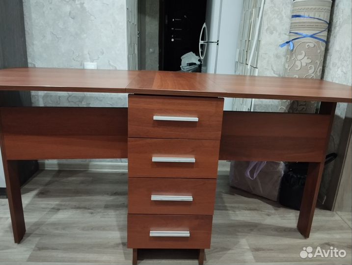 Стол раздвижной