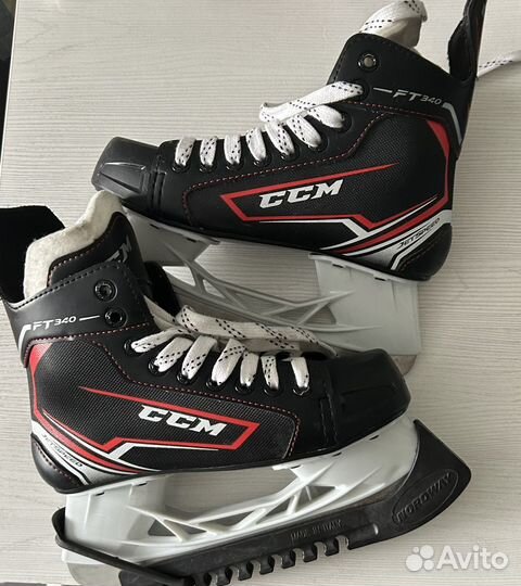 Коньки хоккейные ссм