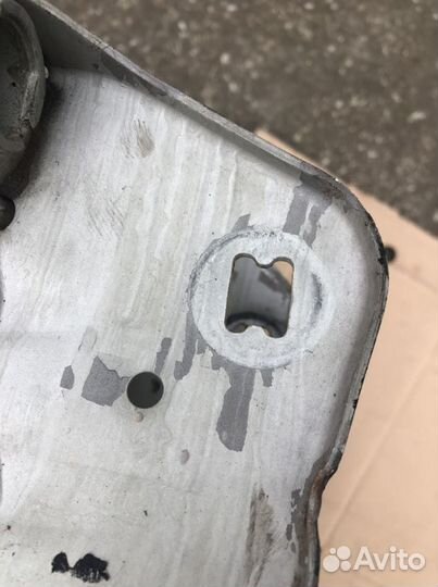 Балка подрамник передний Mercedes Benz w212 E212