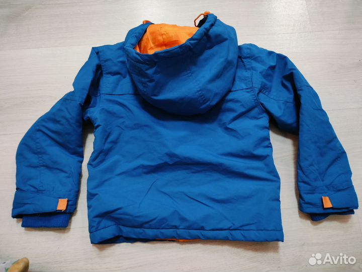 Демисезонная куртка 104