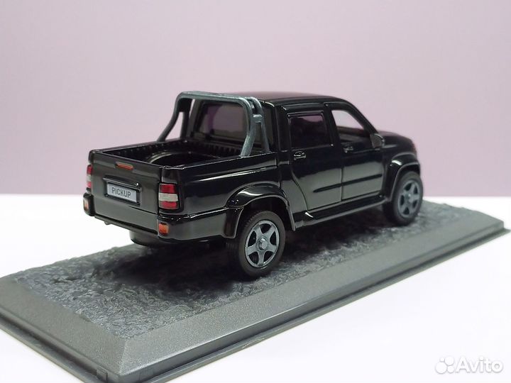 1:43 UAZ Pickup