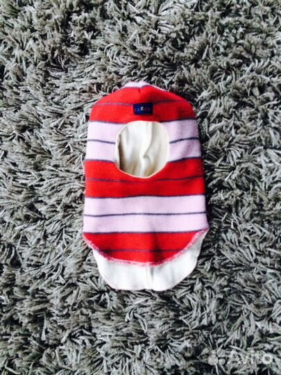 Шапка шлем в отличном состоянии