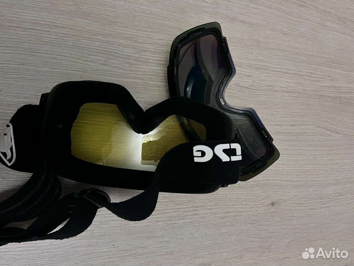 Горнолыжные очки