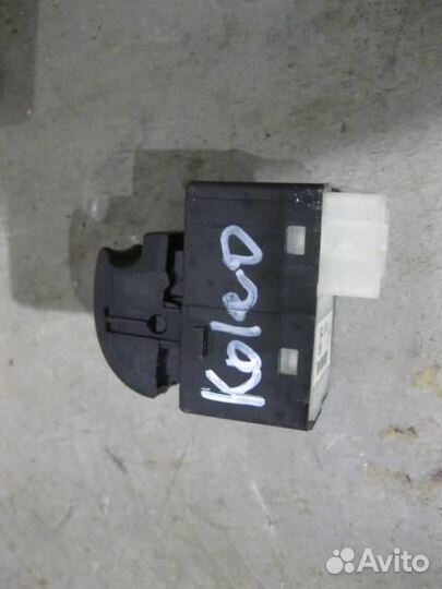 Кнопка стеклоподъемника задней левой двери от Ren