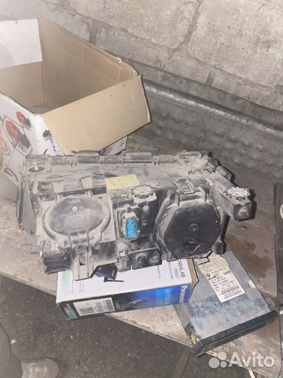 Фара на bmw е 38