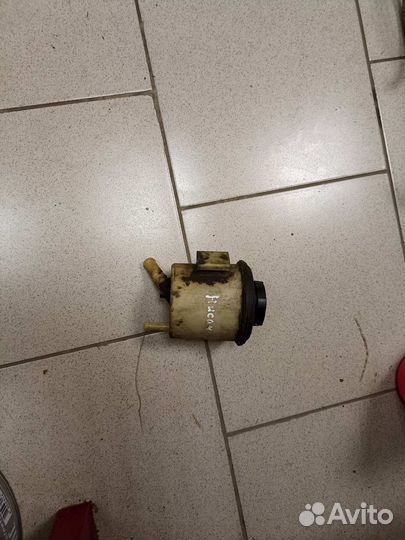 Бочек гидроусилитель руля nissan almera N16