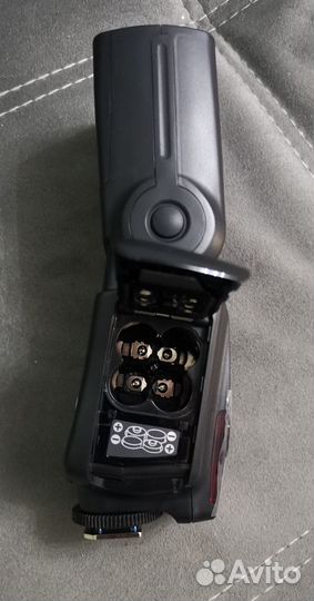 Вспышка Yongnuo YN560 III