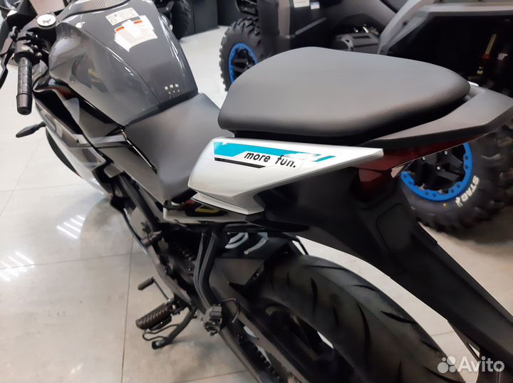 Мотоцикл Cfmoto 300 SR (ABS) б/у