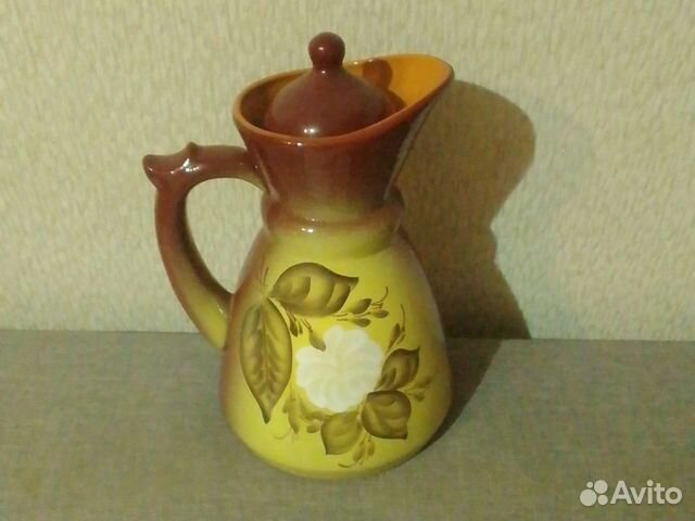 Керамический кувшин