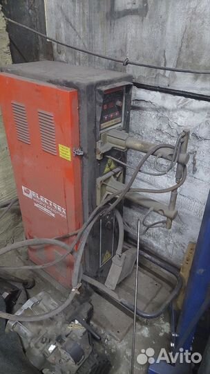 Аппарат точечной сварки