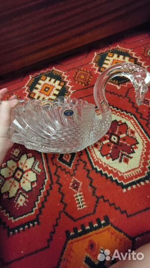 Лебедь хрустальный