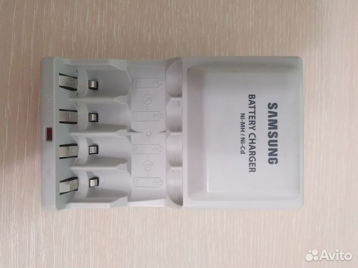 Зарядное устройство