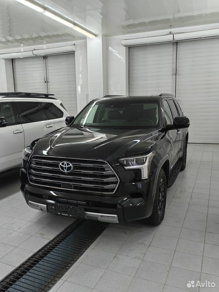 Toyota Sequoia 3.5 AT, 2023, 55 км