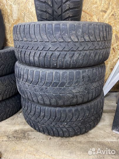 Bridgestone Ice Cruiser 5000 235/55 R18 100T