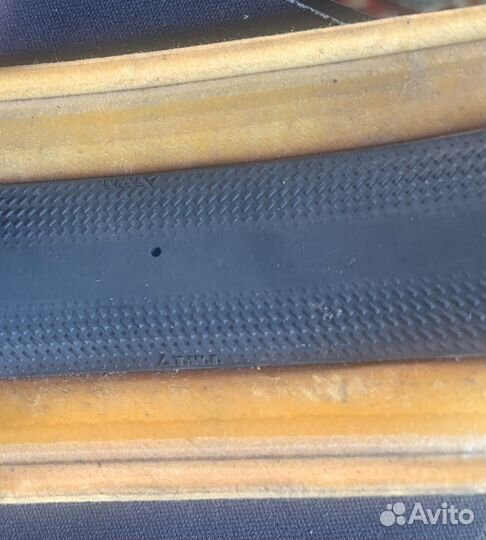 Покрышки Continental, Specialized 700x25C