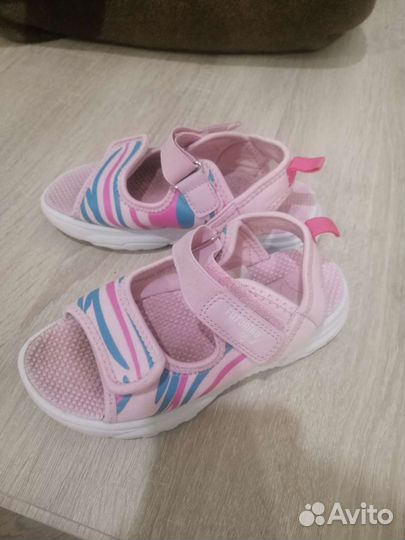 Сандали для девочки