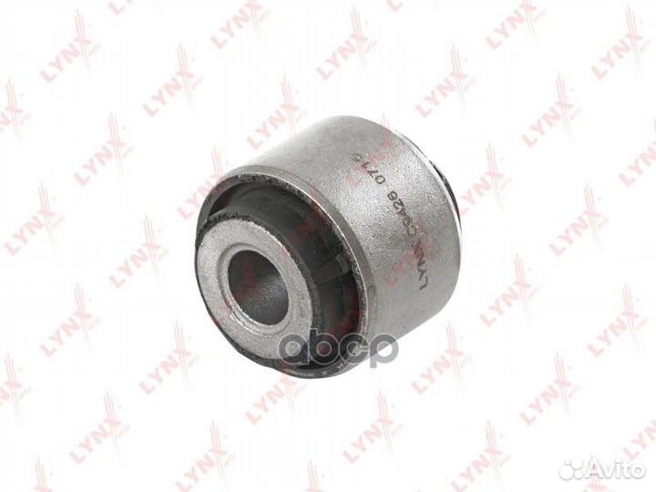 Сайлентблок рычага подвески зад прав/лев C9