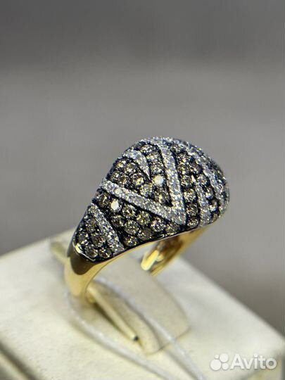 Золотое кольцо с бриллиантами