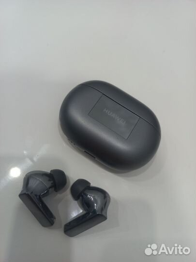 Беспроводные наушники huawei