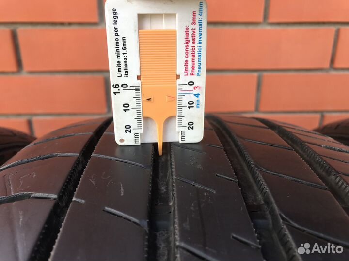 Dunlop Le Mans V 225/45 R19 Y