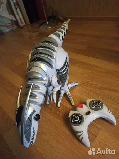 Динозавр roboraptor WowWee