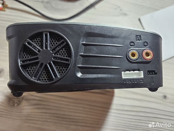 Зарядное устройство SkyRC Q200