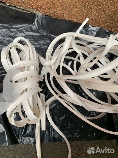 Плинсут от натяжной потолка