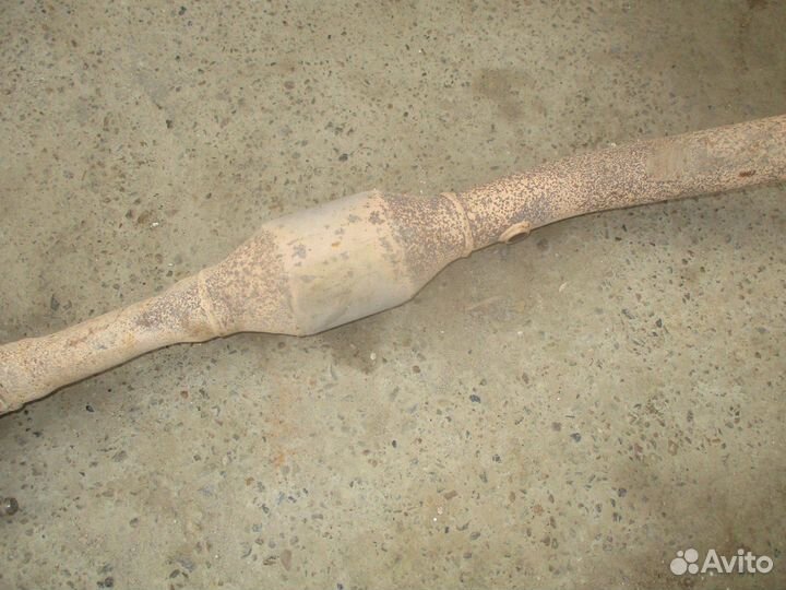 Средняя часть глушителя Toyota Corolla (E120)