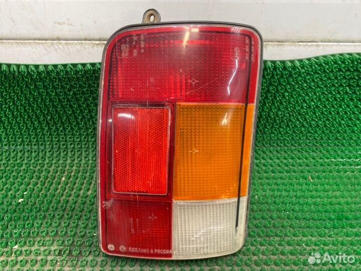Фонарь задний правый Лада Нива 2121 1998