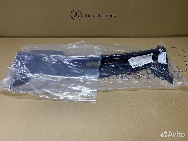 Воздуховод радиатора Mercedes W213