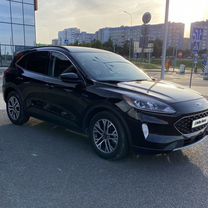 Ford Escape 1.5 AT, 2021, 71 000 км, с пробегом, цена 1 830 000 руб.