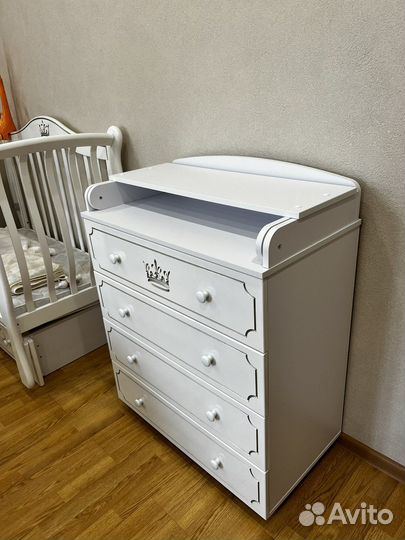 Комод с пеленатором