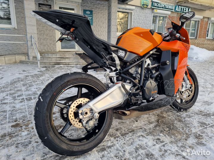 KTM 1190 RC8 2011