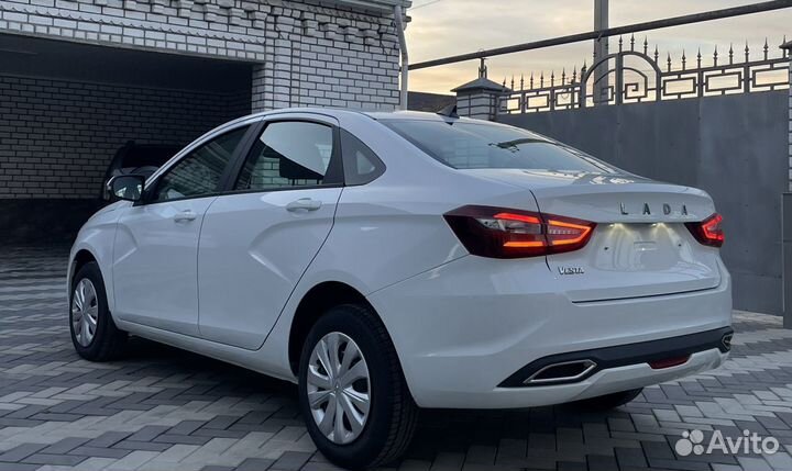 LADA Vesta 1.6 МТ, 2023, 20 км