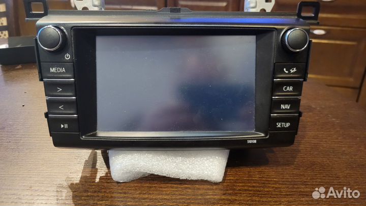 Штатная магнитола Toyota rav xa40