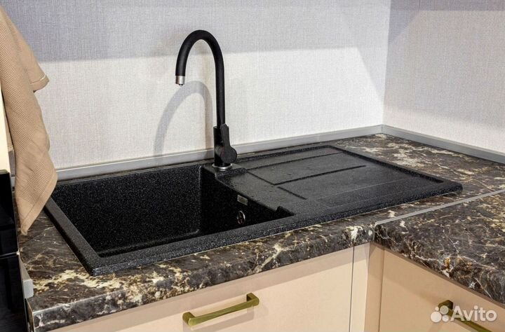 Угловая кухня с мдф фасадами