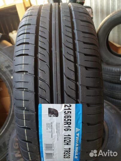 Triangle TR928 215/65 R16