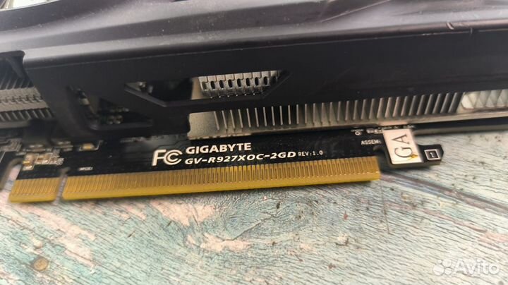 Gigabyte Radeon R9 270X 2048Mb 256 bit WF3