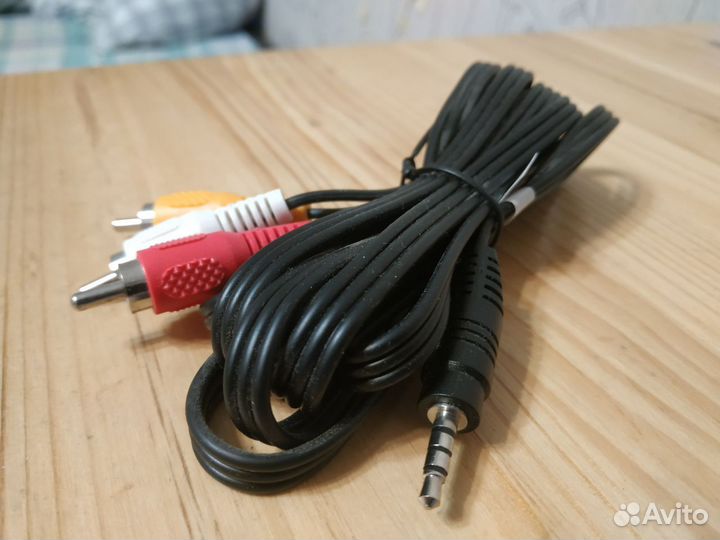 Кабель jack 3.5 / 3 RCA