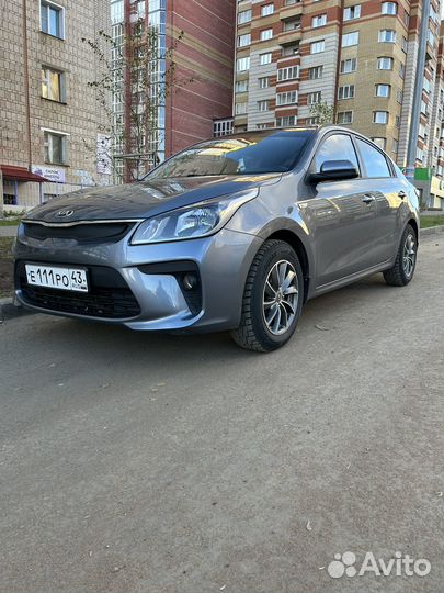 Продам бампер кия рио