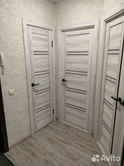 Двери межкомнатные новые в комплекте с коробкой