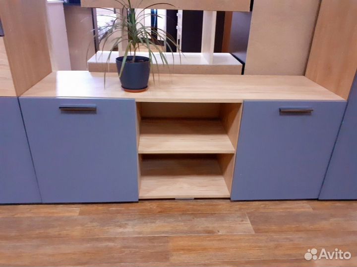 Тумба под телевизор